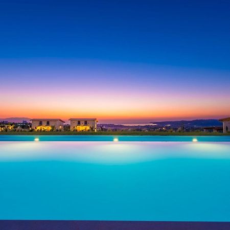 Mint Retreat Suites (Adults Only) Kalandra Exteriér fotografie