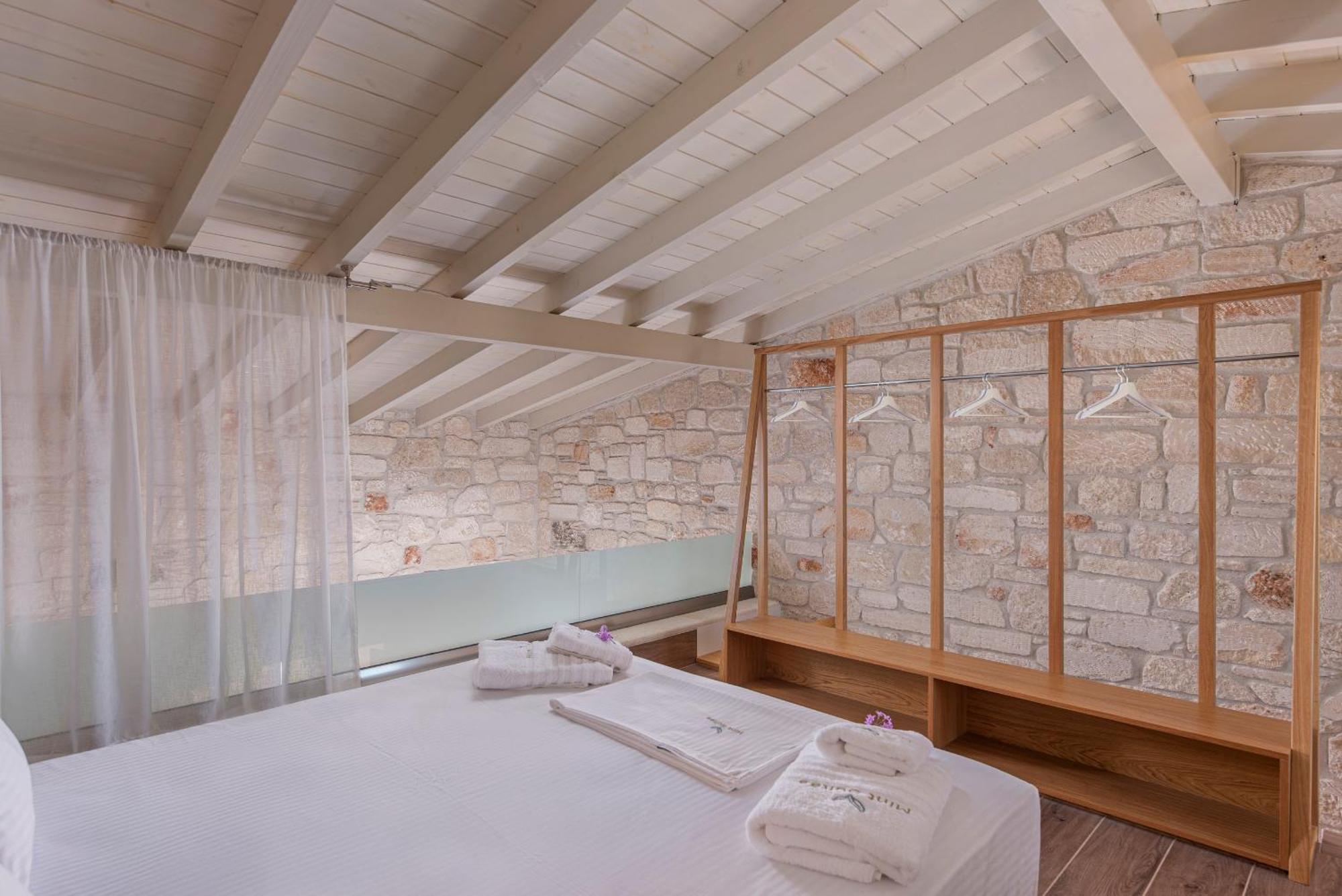 Mint Retreat Suites (Adults Only) Kalandra Pokoj fotografie