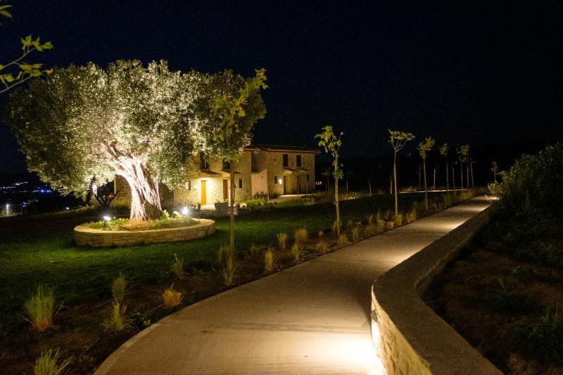 Mint Retreat Suites (Adults Only) Kalandra Exteriér fotografie