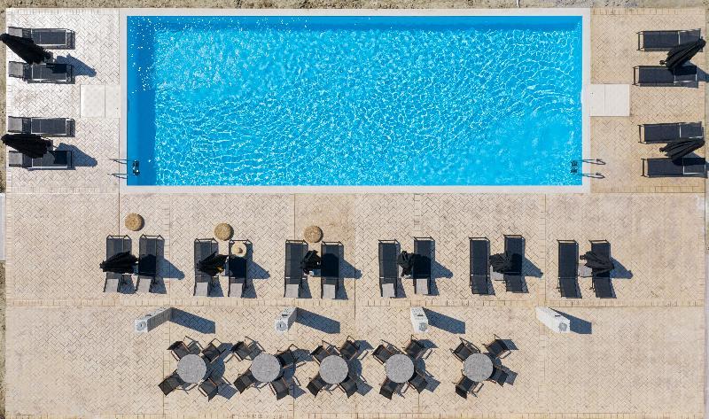 Mint Retreat Suites (Adults Only) Kalandra Exteriér fotografie